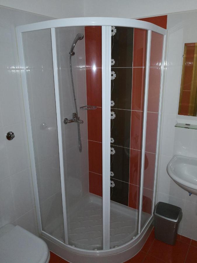 Gostilna Pri Dragici, Gostilna S Prenocisci, D.O.O. Sežana Exterior foto